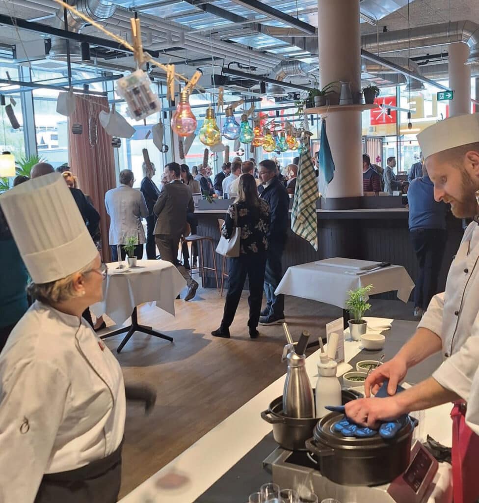 Inauguration du restaurant d'application "Le Spark"